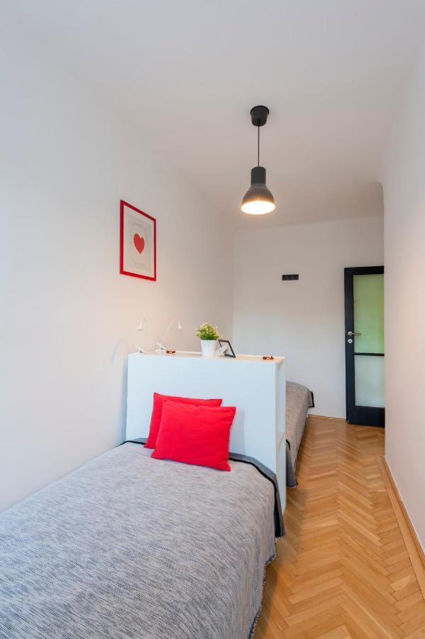 New Design Apartment By Gozsdu Court Budapest Exterior foto