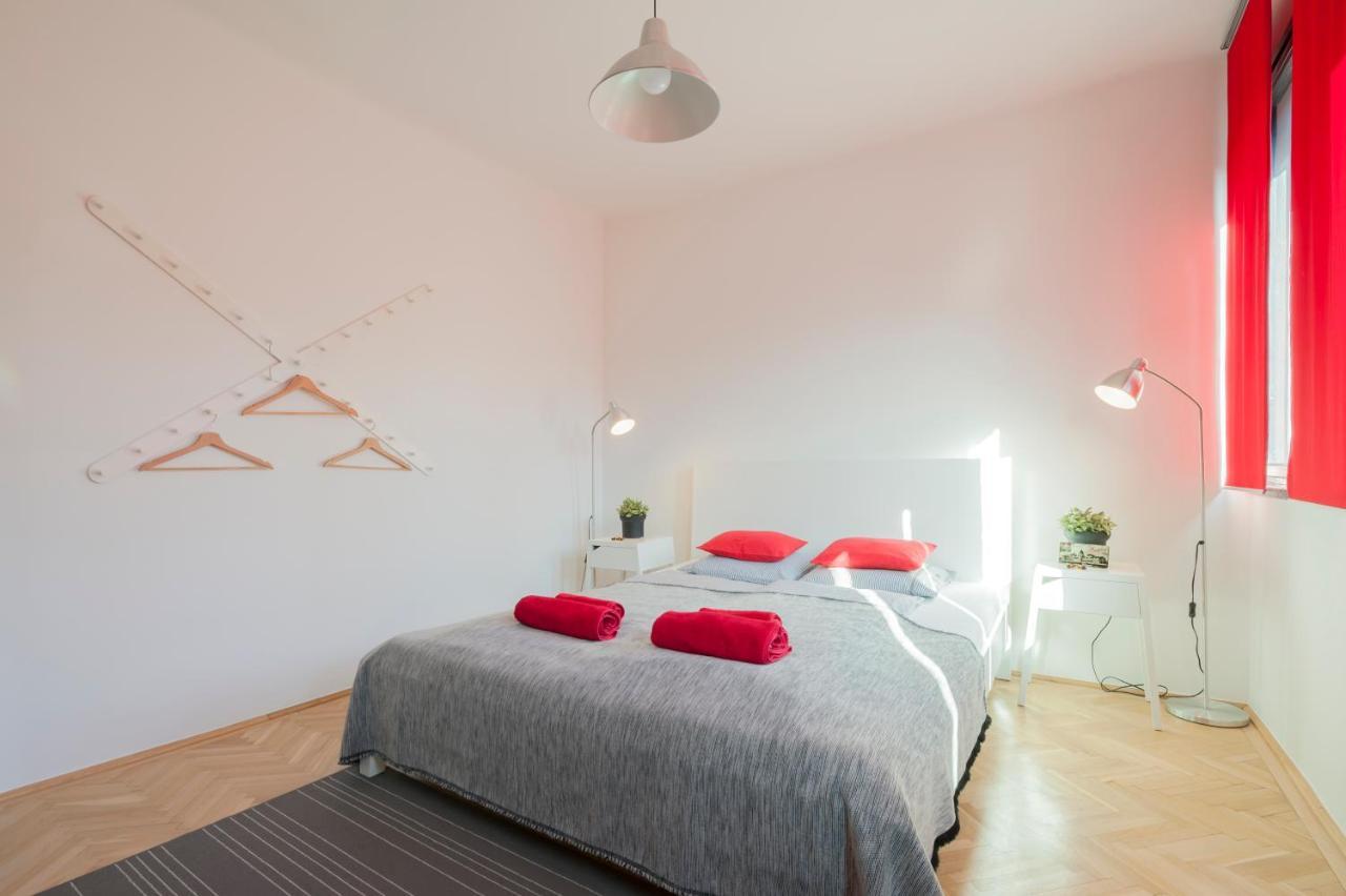 New Design Apartment By Gozsdu Court Budapest Exterior foto